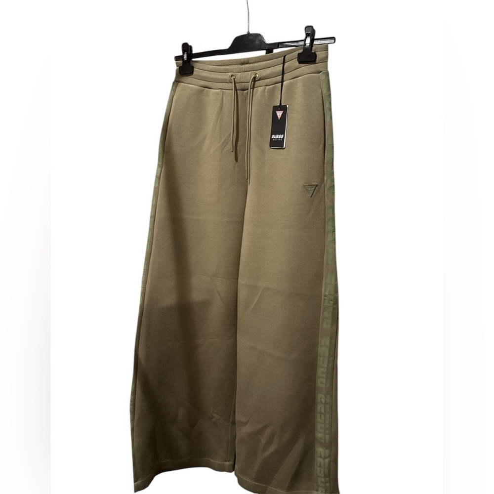 GUESS NWT Women’s Active Logo Tape Scuba Wide Leg pant